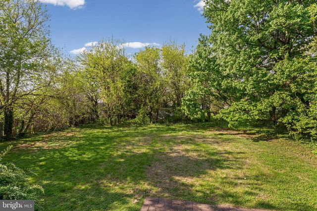 6 CINDER RD, Lutherville Timonium, MD 21093