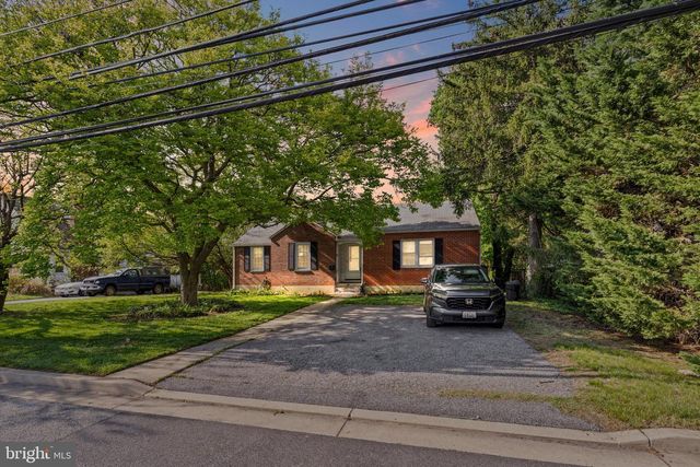 6 CINDER RD, Lutherville Timonium, MD 21093