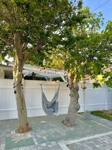 114 S Lamer Street, Burbank, CA 91506