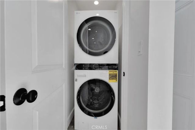 114 S Lamer Street, Burbank, CA 91506