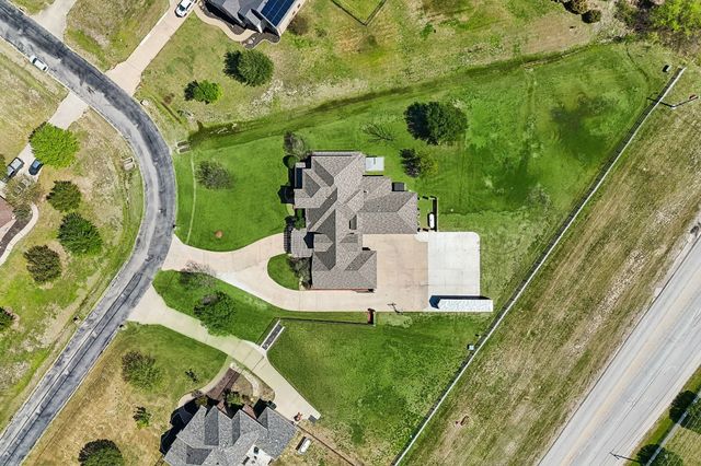 901 Morton Hill Lane, Haslet, TX 76052