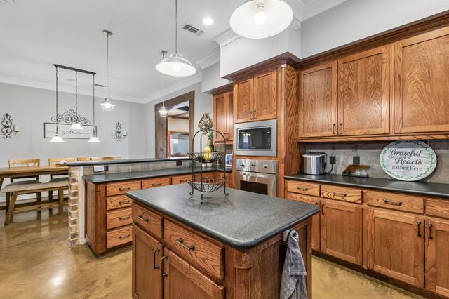 901 Morton Hill Lane, Haslet, TX 76052