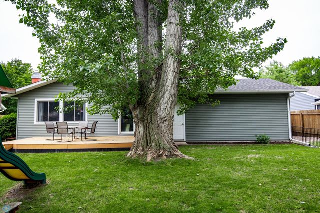 2606 Spruce Lane, Moorhead, MN 56560
