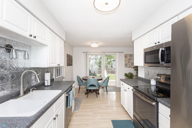 2606 Spruce Lane, Moorhead, MN 56560
