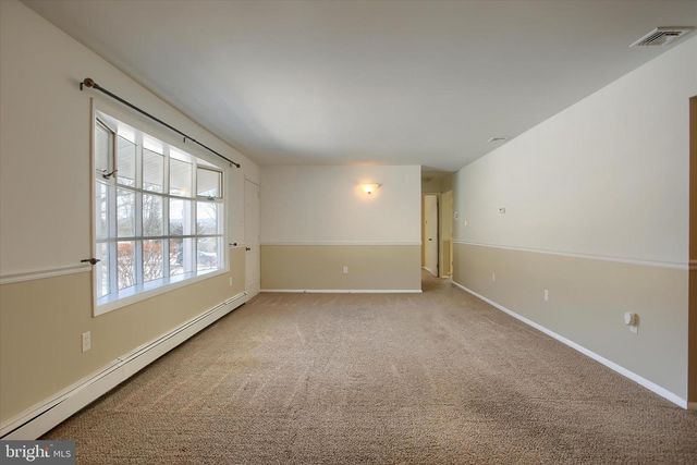 17 PINETREE DR, Duncannon, PA 17020