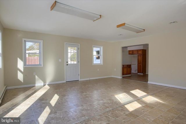 17 PINETREE DR, Duncannon, PA 17020