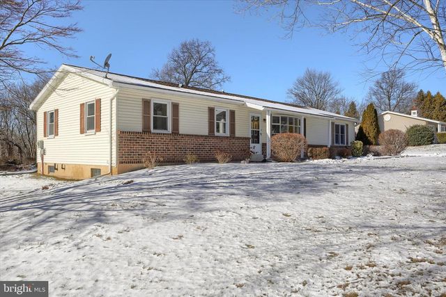 17 PINETREE DR, Duncannon, PA 17020