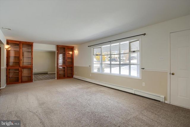 17 PINETREE DR, Duncannon, PA 17020