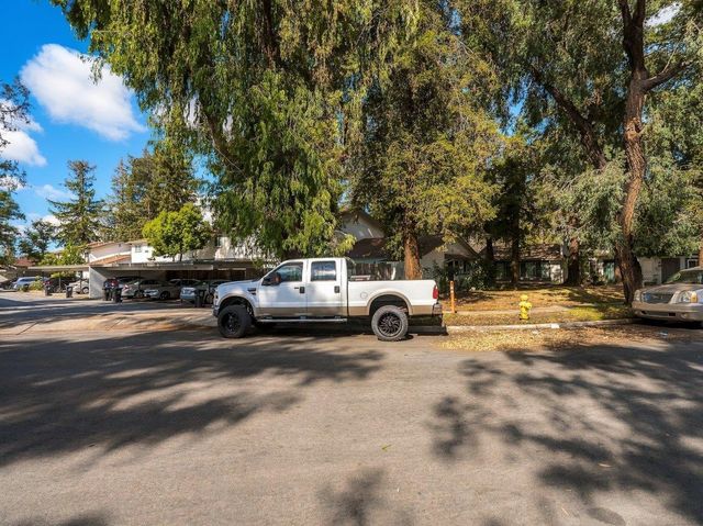 2037 Liberia, San Jose, CA 95116