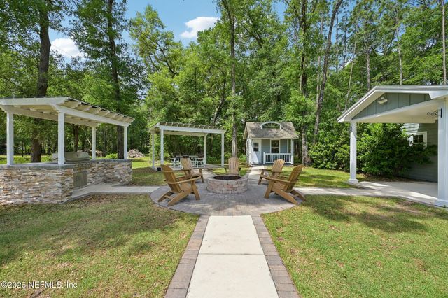 720 ARTHUR MOORE Drive, Green Cove Springs, FL 32043