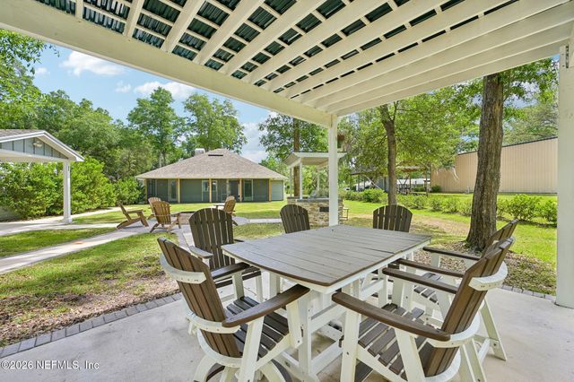 720 ARTHUR MOORE Drive, Green Cove Springs, FL 32043