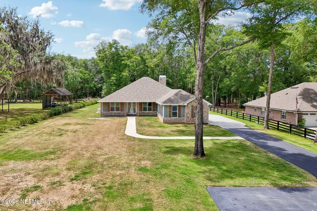 720 ARTHUR MOORE Drive, Green Cove Springs, FL 32043