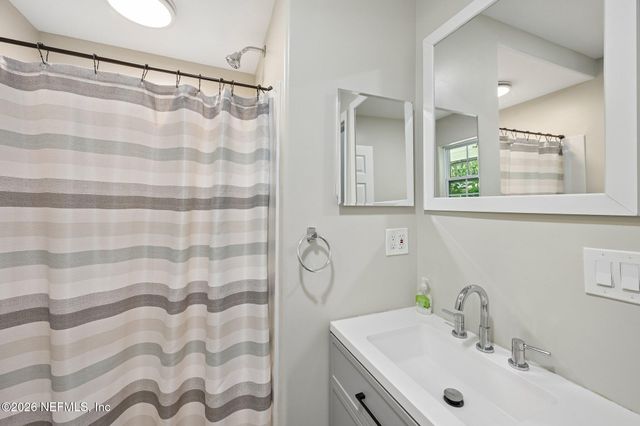 720 ARTHUR MOORE Drive, Green Cove Springs, FL 32043