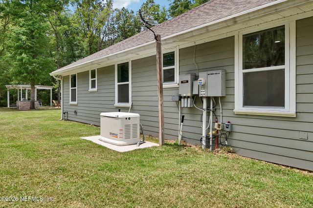 720 ARTHUR MOORE Drive, Green Cove Springs, FL 32043