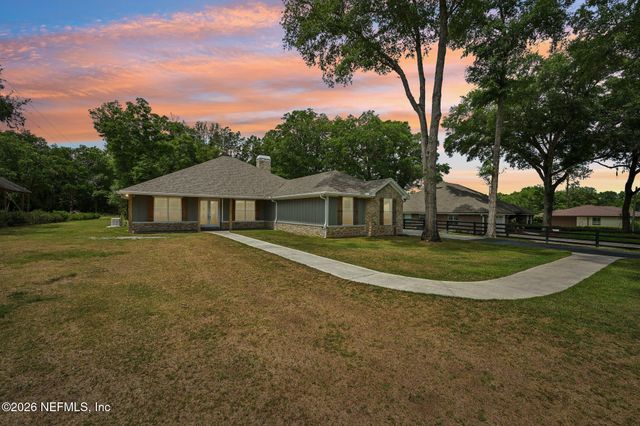 720 ARTHUR MOORE Drive, Green Cove Springs, FL 32043