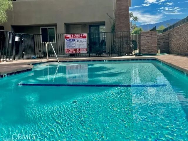 44220 San Pablo Avenue 4, Palm Desert, CA 92260