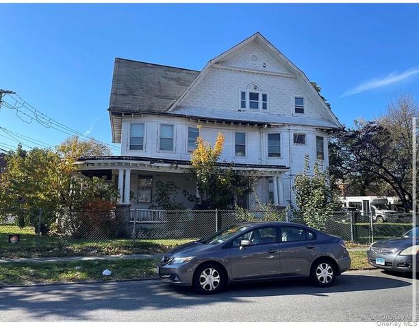 25 Radford Street, Yonkers, NY 10705