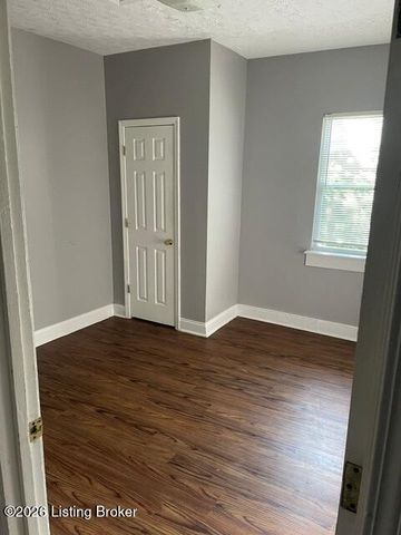 2720 Bank St, Louisville, KY 40212