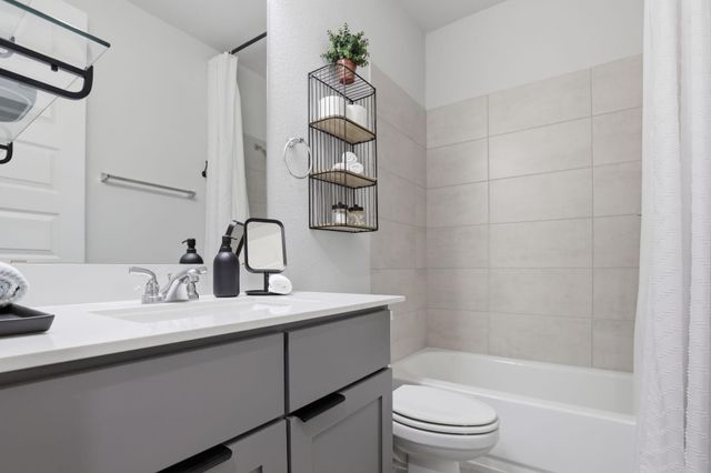 311 Bananaquit Way, Magnolia, TX 77354