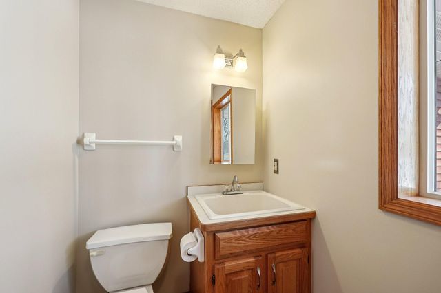 5612 164th Avenue NW, Anoka, MN 55303