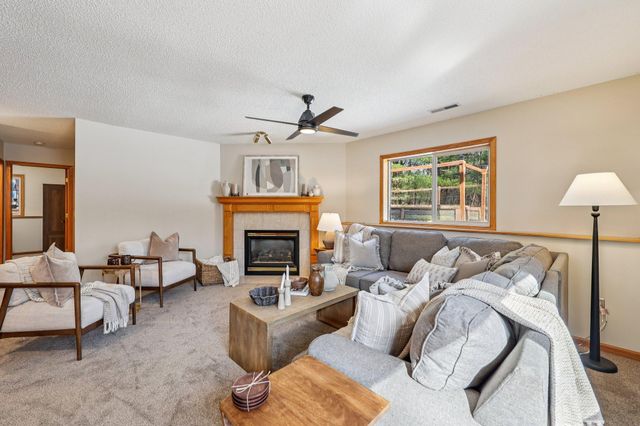 5612 164th Avenue NW, Anoka, MN 55303