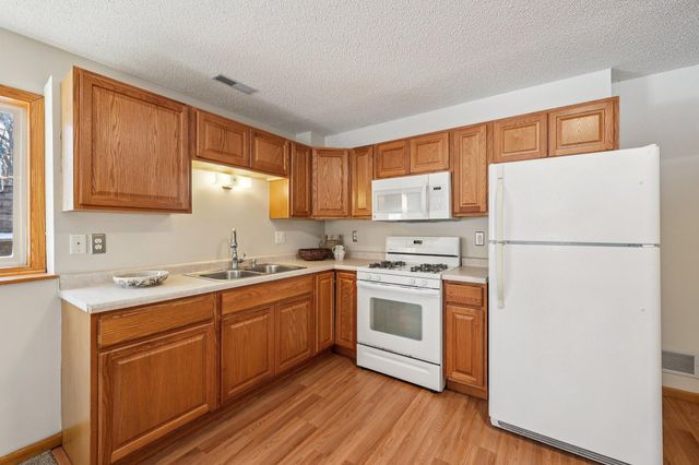 5612 164th Avenue NW, Anoka, MN 55303