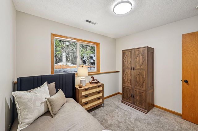 5612 164th Avenue NW, Anoka, MN 55303