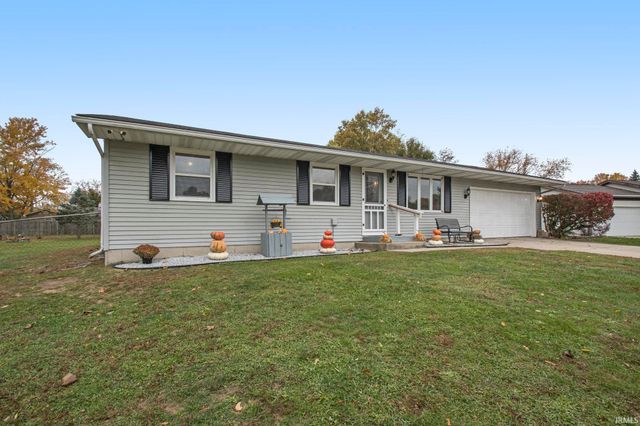 30192 Evergreen Court, Elkhart, IN 46514