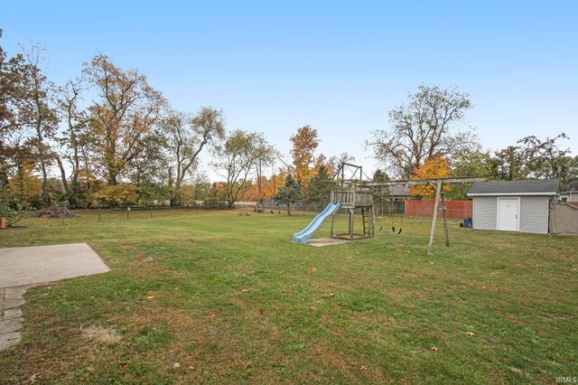 30192 Evergreen Court, Elkhart, IN 46514