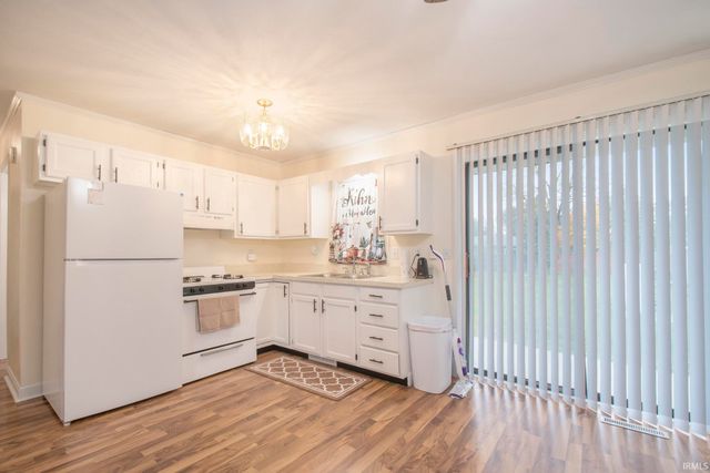 30192 Evergreen Court, Elkhart, IN 46514