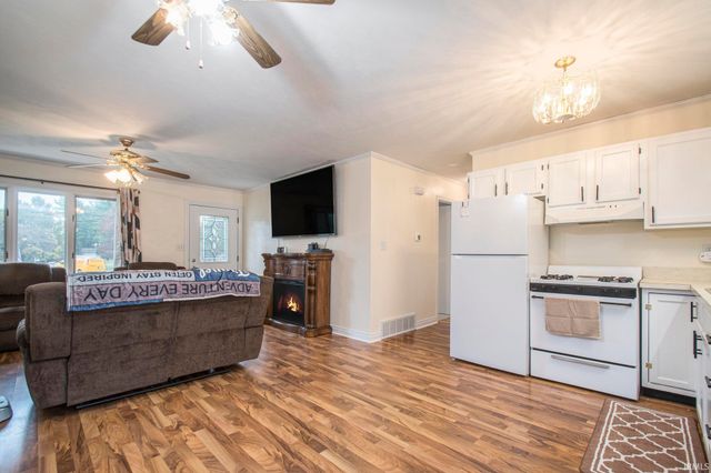 30192 Evergreen Court, Elkhart, IN 46514