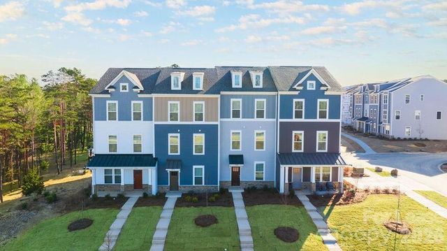 1018 Fairway Green Lane Landon 4BR, Charlotte, NC 28216