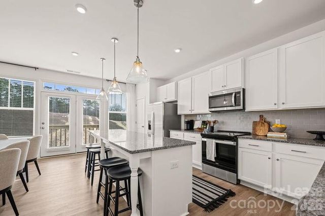 1018 Fairway Green Lane Landon 4BR, Charlotte, NC 28216