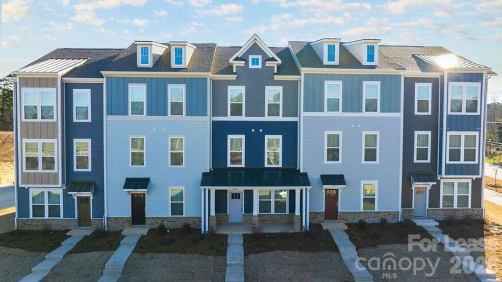 1018 Fairway Green Lane Landon 4BR, Charlotte, NC 28216