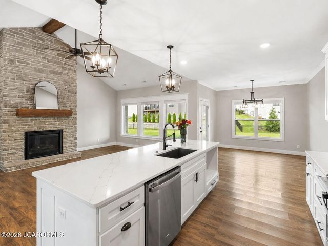 2513 BAXLEY DRIVE, Columbia, MO 65201