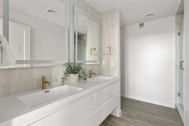 125 Lowell Street 402, Somerville, MA 02143