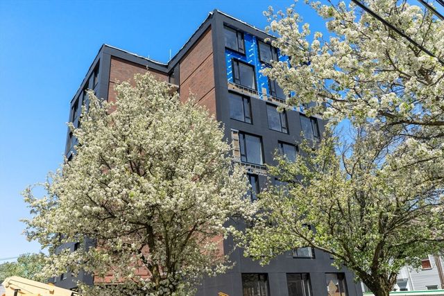 125 Lowell Street 402, Somerville, MA 02143