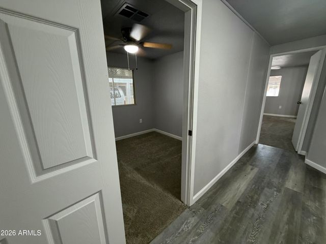 10701 N 99 Avenue 209, Peoria, AZ 85345