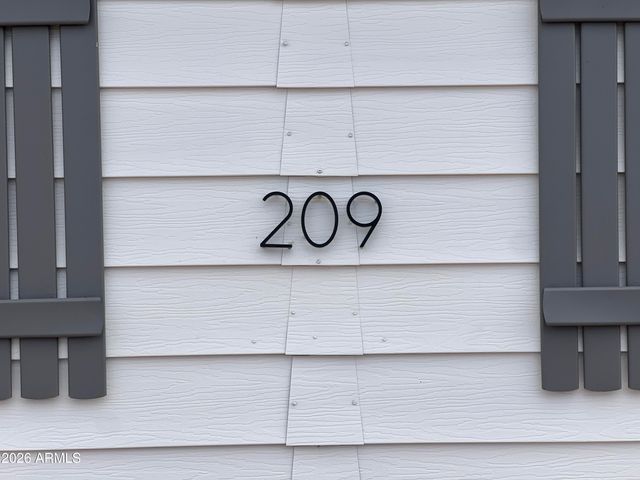 10701 N 99 Avenue 209, Peoria, AZ 85345