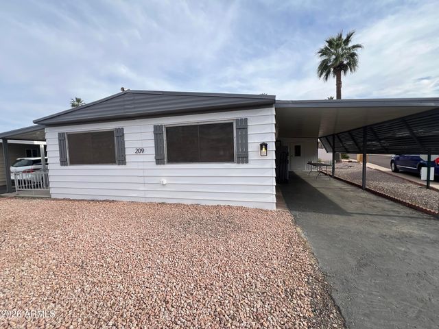 10701 N 99 Avenue 209, Peoria, AZ 85345