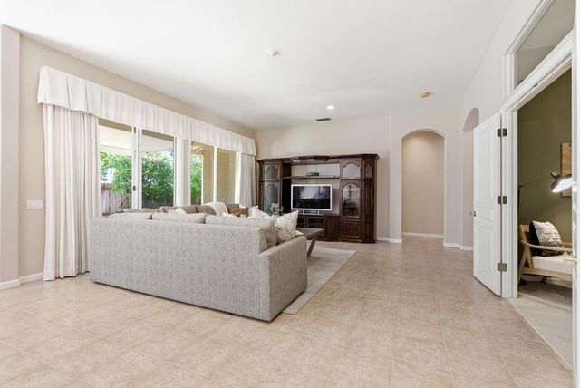 3005 Crestwood Way, Rocklin, CA 95765
