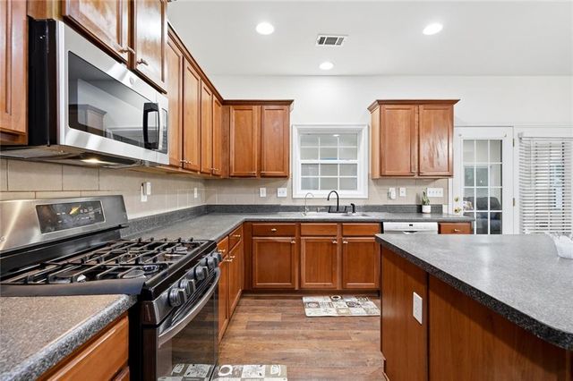 2585 Lansing Lane, Cumming, GA 30041