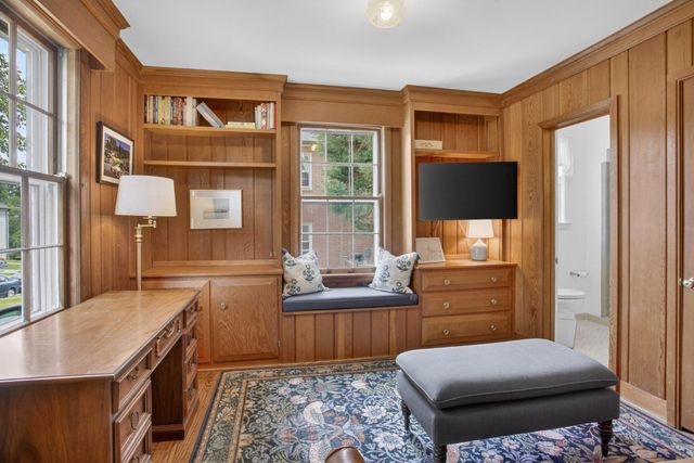 5973 SEARL TER, Bethesda, MD 20816
