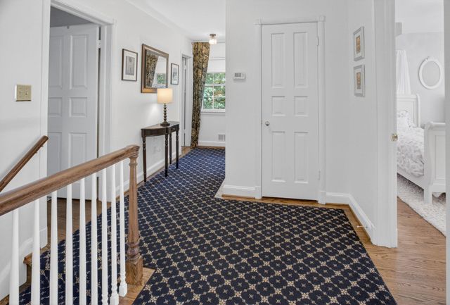 5973 SEARL TER, Bethesda, MD 20816