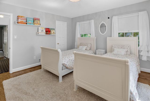 5973 SEARL TER, Bethesda, MD 20816