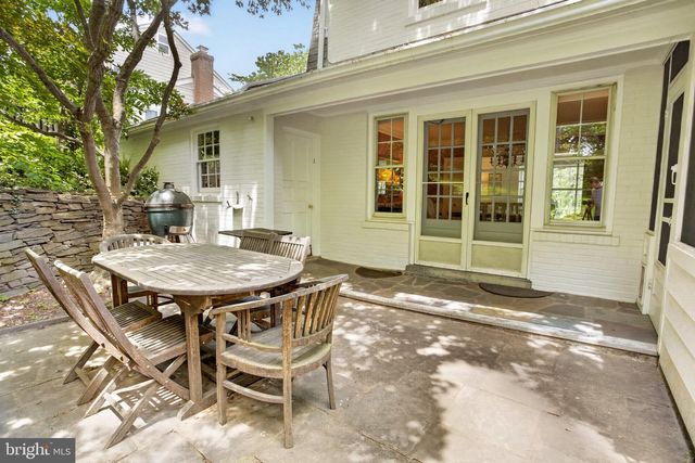 5973 SEARL TER, Bethesda, MD 20816