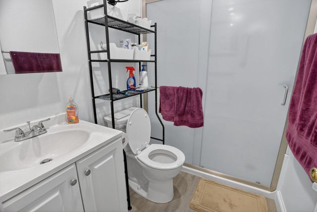 5973 SEARL TER, Bethesda, MD 20816