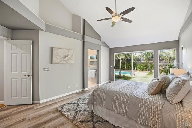 110 Silverbell Ct, Windsor, CA 95492