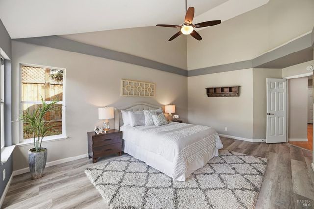 110 Silverbell Ct, Windsor, CA 95492