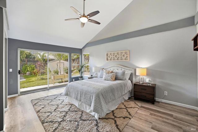 110 Silverbell Ct, Windsor, CA 95492